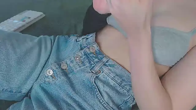 Kiradoll27 online show from 01.31.25