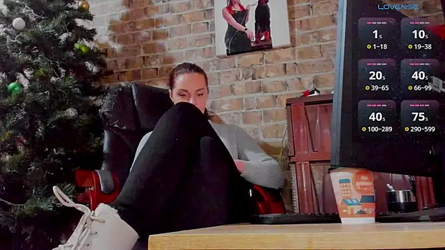 MrsVenus online show from 01.16.25