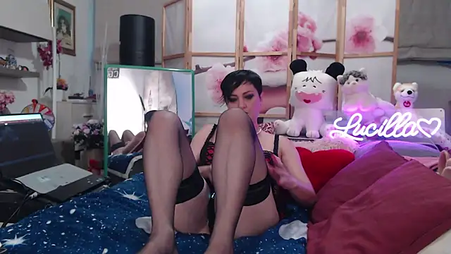 Snapshot of lucillabollente chatting on 06.14.26 lucillabollente online show from 06.14.26