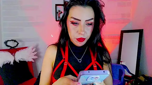 sky girl1 online show from 10.26.25