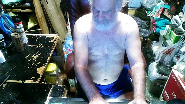 russtee online show from 11.18.25