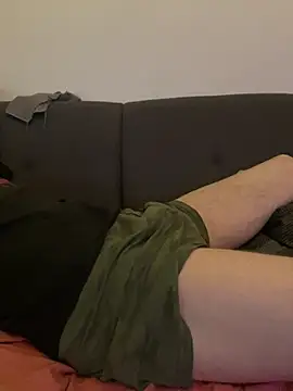 Snapshot of LionBoy1976 chatting on 03.09.25 LionBoy1976 online show from 03.09.25