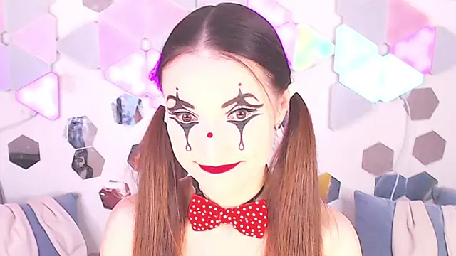 LexiKiss online show from 11.29.25