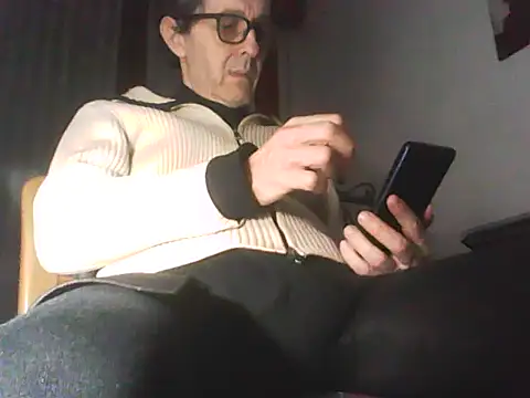 Snapshot of Moro_ra chatting on 01.14.26 Moro ra online show from 01.14.26