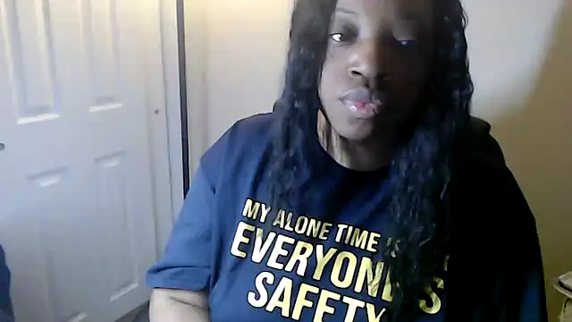 Sexymona1218 online show from 01.17.26