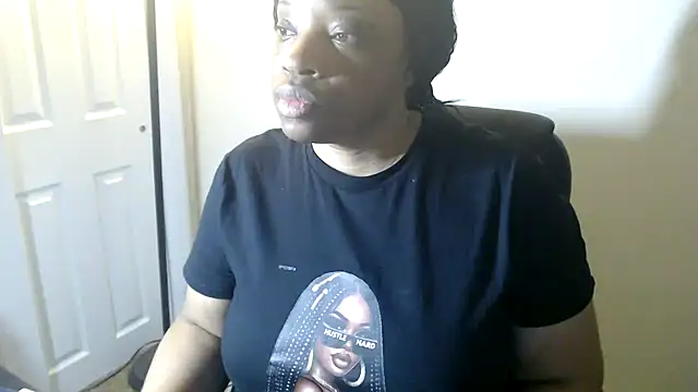 Sexymona1218 online show from 03.16.26