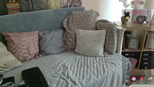 lara heaven online show from 03.11.25