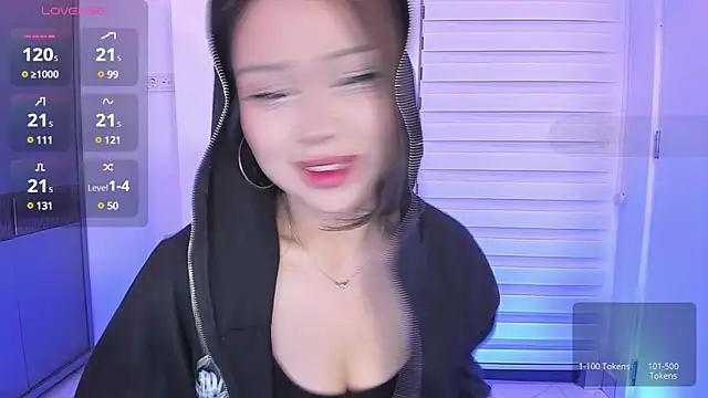 SaliUong online show from 12.17.24