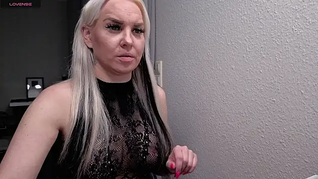 MIA-XXX online show from 02.02.26