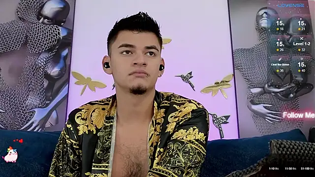 Snapshot of VikoHands chatting on 03.02.25 VikoHands online show from 03.02.25