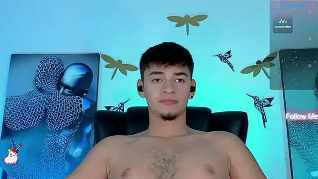 Snapshot of VikoHands chatting on 03.14.25 VikoHands online show from 03.14.25