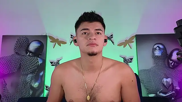 Snapshot of VikoHands chatting on 09.10.25 VikoHands online show from 09.10.25