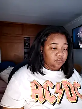 Snapshot of Daddys_girl1 chatting on 09.17.25 Daddys girl1 online show from 09.17.25