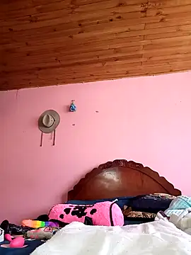 Yeka Montes online show from 01.18.25