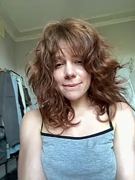 Snapshot of Oopsfoxy chatting on 07.16.26 Oopsfoxy online show from 07.16.26