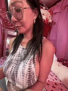 sweetieme online show from 02.26.25