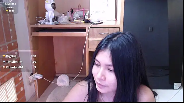 evolet01 online show from 04.19.26