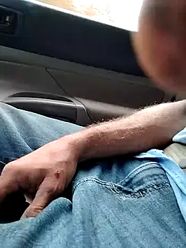 Snapshot of Biknight chatting on 11.02.25 Biknight online show from 11.02.25