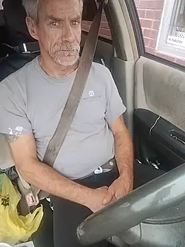 Snapshot of Biknight chatting on 11.22.25 Biknight online show from 11.22.25