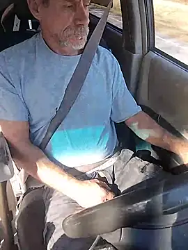 Snapshot of Biknight chatting on 11.24.25 Biknight online show from 11.24.25