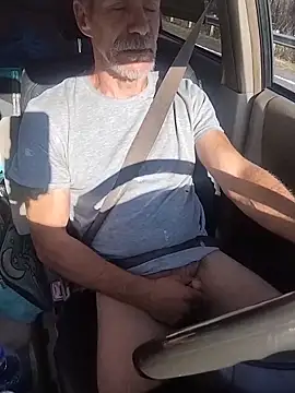 Snapshot of Biknight chatting on 11.26.25 Biknight online show from 11.26.25