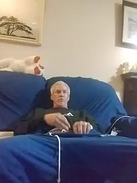 Snapshot of Biknight chatting on 02.15.26 Biknight online show from 02.15.26