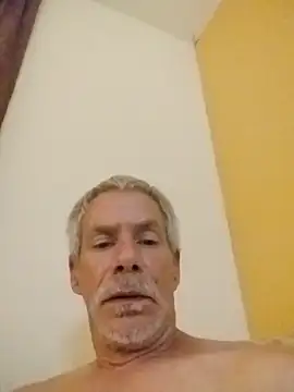 Snapshot of Biknight chatting on 02.25.26 Biknight online show from 02.25.26