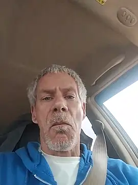 Snapshot of Biknight chatting on 02.28.26 Biknight online show from 02.28.26