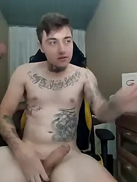 Snapshot of DanielMagains chatting on 01.08.25 DanielMagains online show from 01.08.25