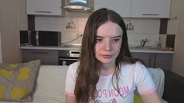 Naughty Alice online show from 11.03.25