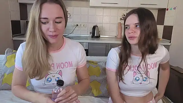 Naughty Alice online show from 11.21.25