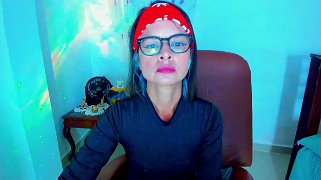 Snapshot of BrianaGarner chatting on 01.18.26 BrianaGarner online show from 01.18.26