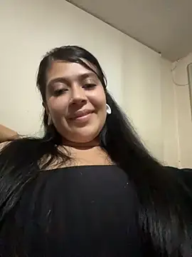 Snapshot of emilyjohanson chatting on 05.03.26 emilyjohanson online show from 05.03.26