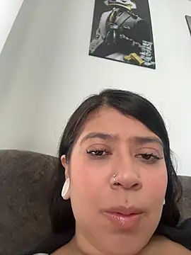 Snapshot of emilyjohanson chatting on 06.03.26 emilyjohanson online show from 06.03.26