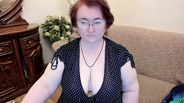 leiamillersonn online show from 09.18.25