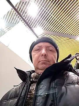 Snapshot of Pokaz2020 chatting on 02.13.25 Pokaz2020 online show from 02.13.25