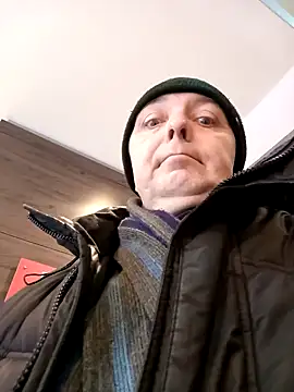 Snapshot of Pokaz2020 chatting on 02.22.25 Pokaz2020 online show from 02.22.25