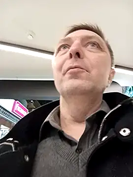 Snapshot of Pokaz2020 chatting on 03.10.25 Pokaz2020 online show from 03.10.25