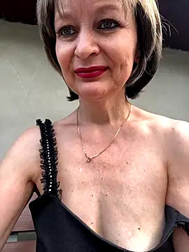 Melljoy online show from 09.10.25