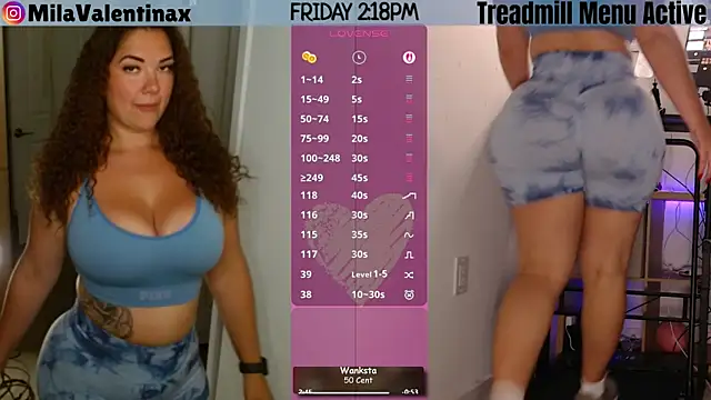Snapshot of MilaValentina chatting on 06.12.26 MilaValentina online show from 06.12.26