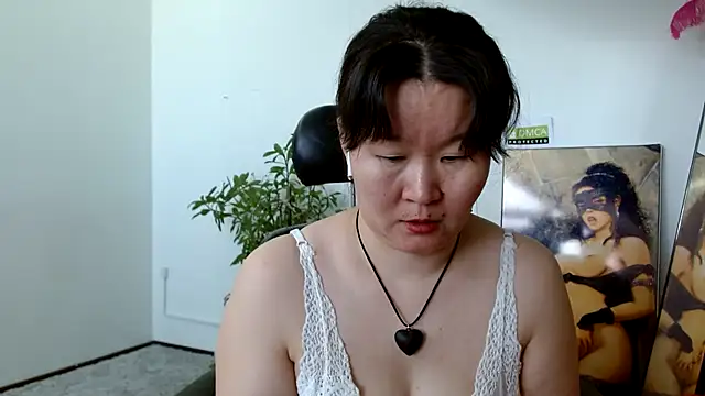 Snapshot of Akira_xx chatting on 02.08.25 Akira xx online show from 02.08.25