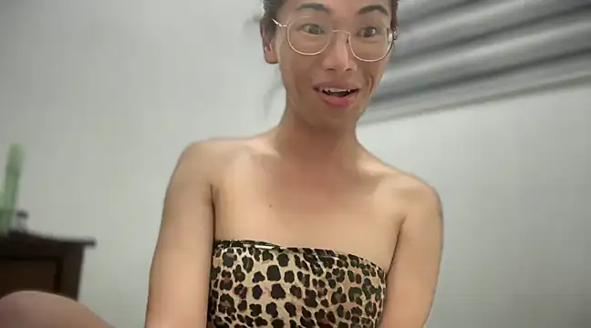 Snapshot of Jakolera2020 chatting on 03.19.25 Jakolera2020 online show from 03.19.25