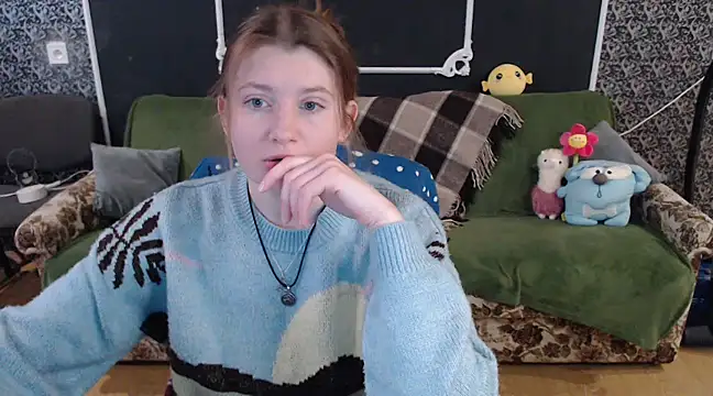 Snapshot of Gr4_soul_ chatting on 03.18.25 Gr4 soul  online show from 03.18.25