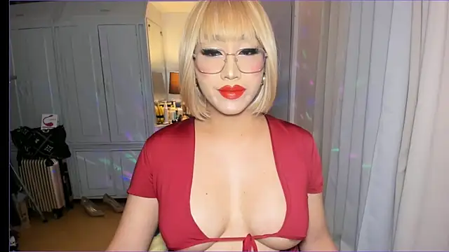 AliciaGundersen online show from 09.28.25