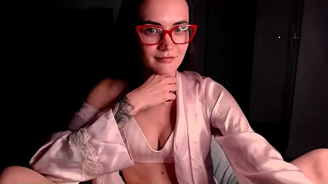 EvelynGG online show from 11.07.25