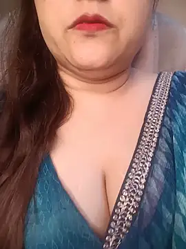 Snapshot of naughtymadam chatting on 05.23.26 naughtymadam online show from 05.23.26