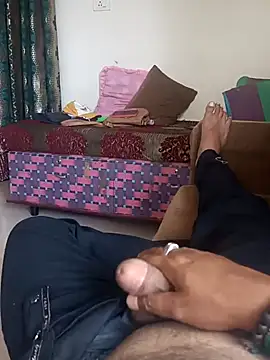 Snapshot of karthikck3 chatting on 03.03.25 karthikck3 online show from 03.03.25