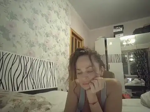 Snapshot of LindaStarS chatting on 02.27.25 LindaStarS online show from 02.27.25