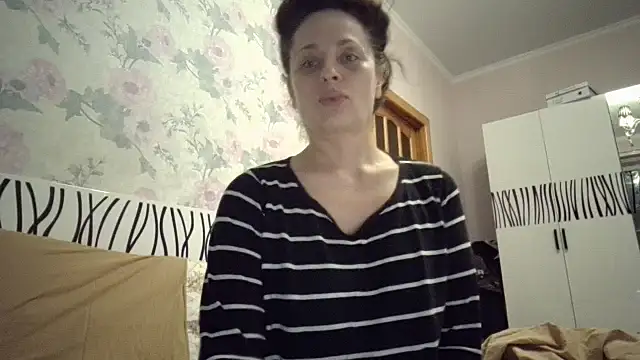 LindaStarS online show from 04.16.26