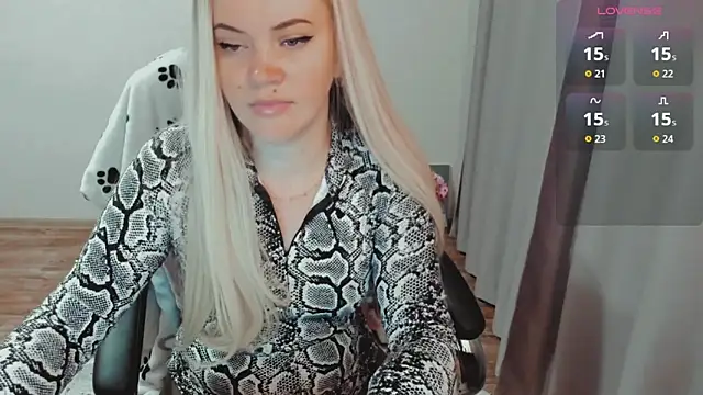 AllAboutLoveXx online show from 10.27.25